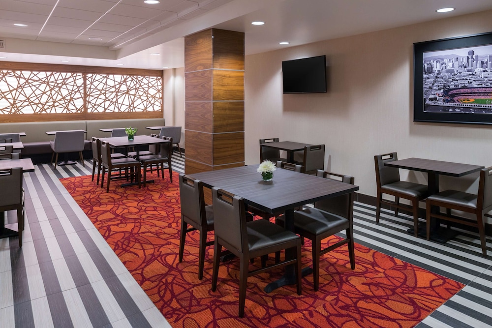Hampton Inn San Francisco Downtown Convention Center - photo 116