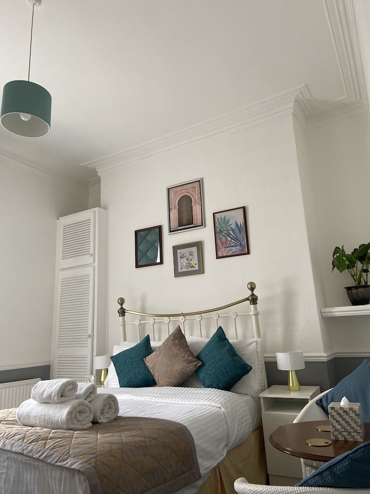 The Mountview - carbon neutral hotel in Scarborough
