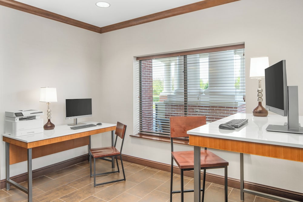 Holiday Inn Express & Suites Wilmington Newark by IHG - photo 39