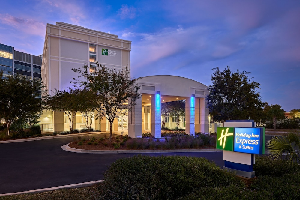 Holiday Inn Express Charleston Dwtn Medical Area - photo 30