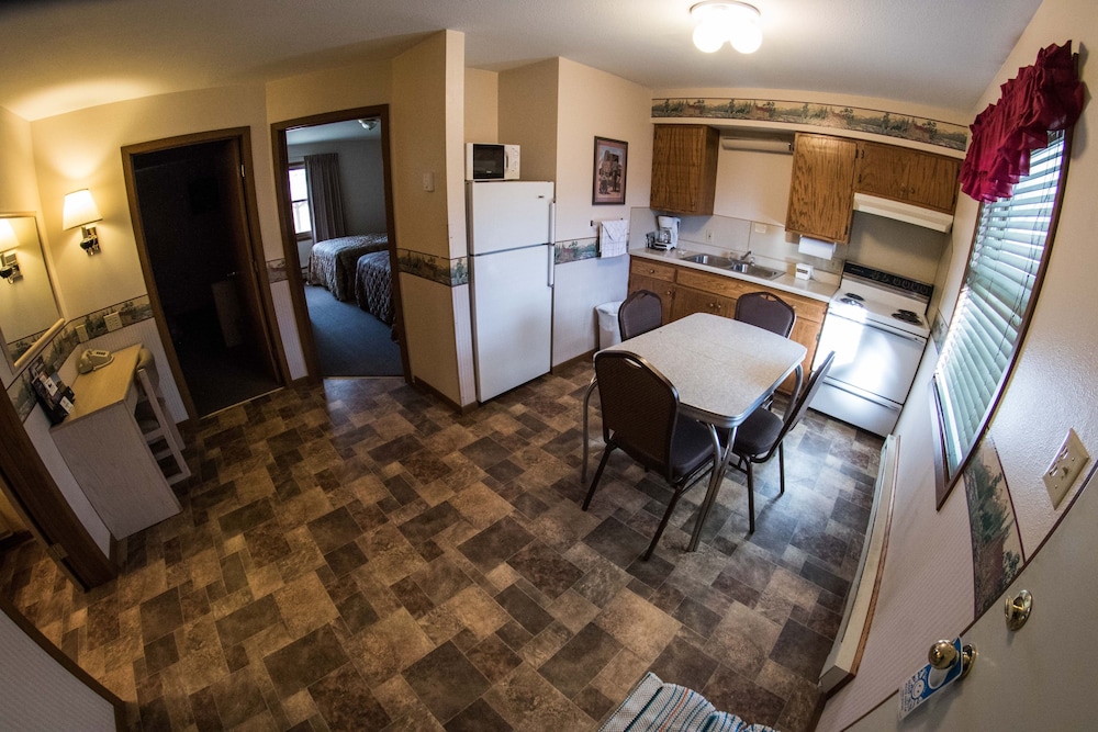 Stagecoach Inn & Suites - photo 20