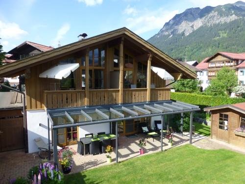 Engels Landhaus — 4-Star Luxury Hotel in Oberstdorf, Germany