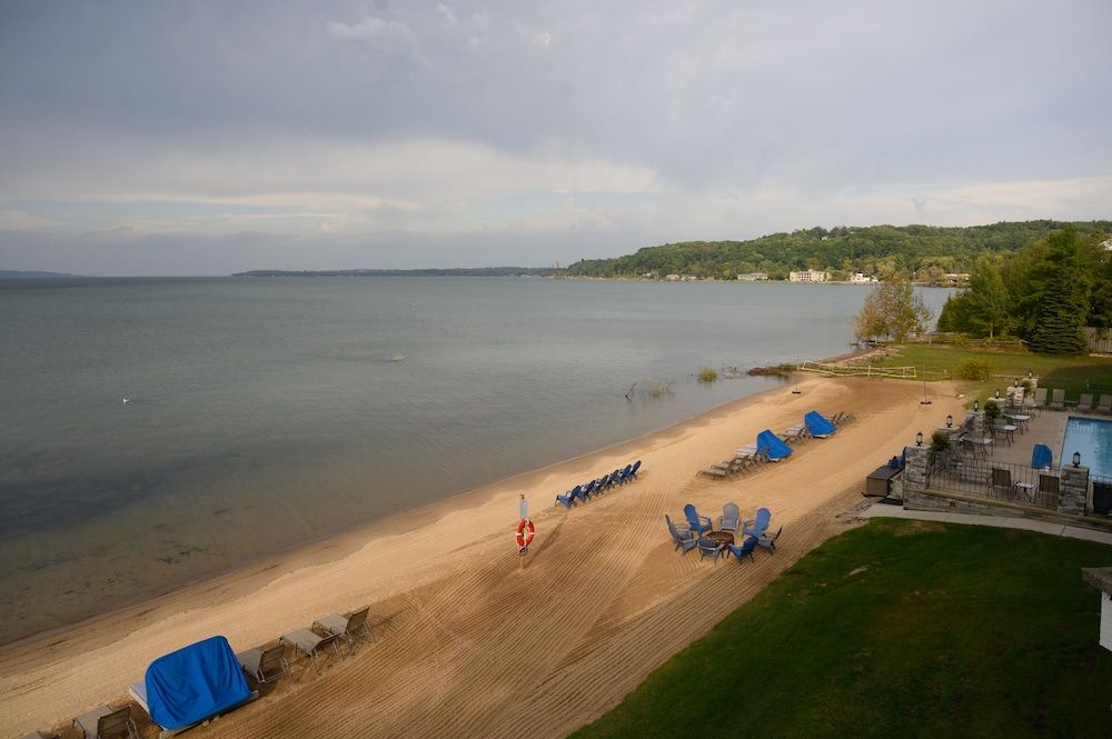 Pointes North Beachfront Resort Hotel in Traverse City, United States