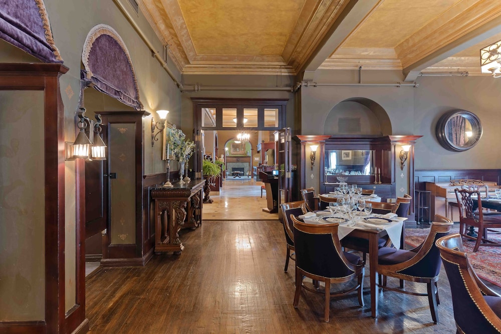 The Detroit Club - photo 31