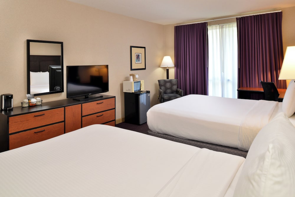 Hawthorne Inn and Conference Center - photo 11