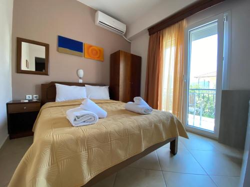 MaritsasRooms — Stavros — photo 5