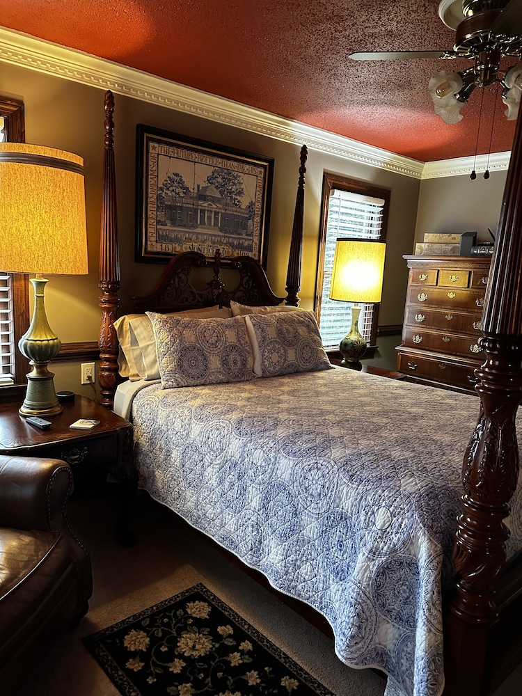 Williamsburg Sampler B & B - photo 14