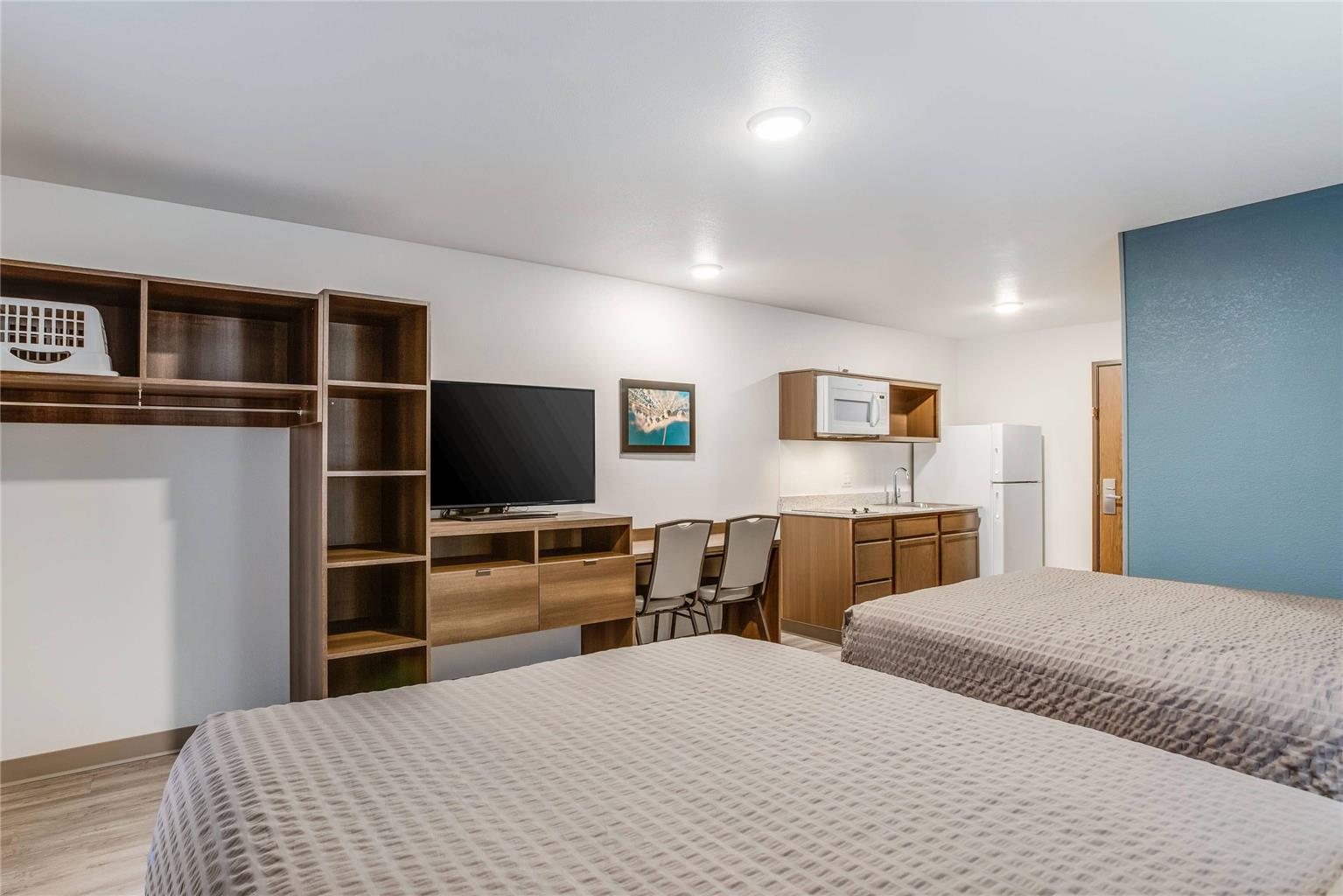 WoodSpring Suites Novi Farmington - photo 28