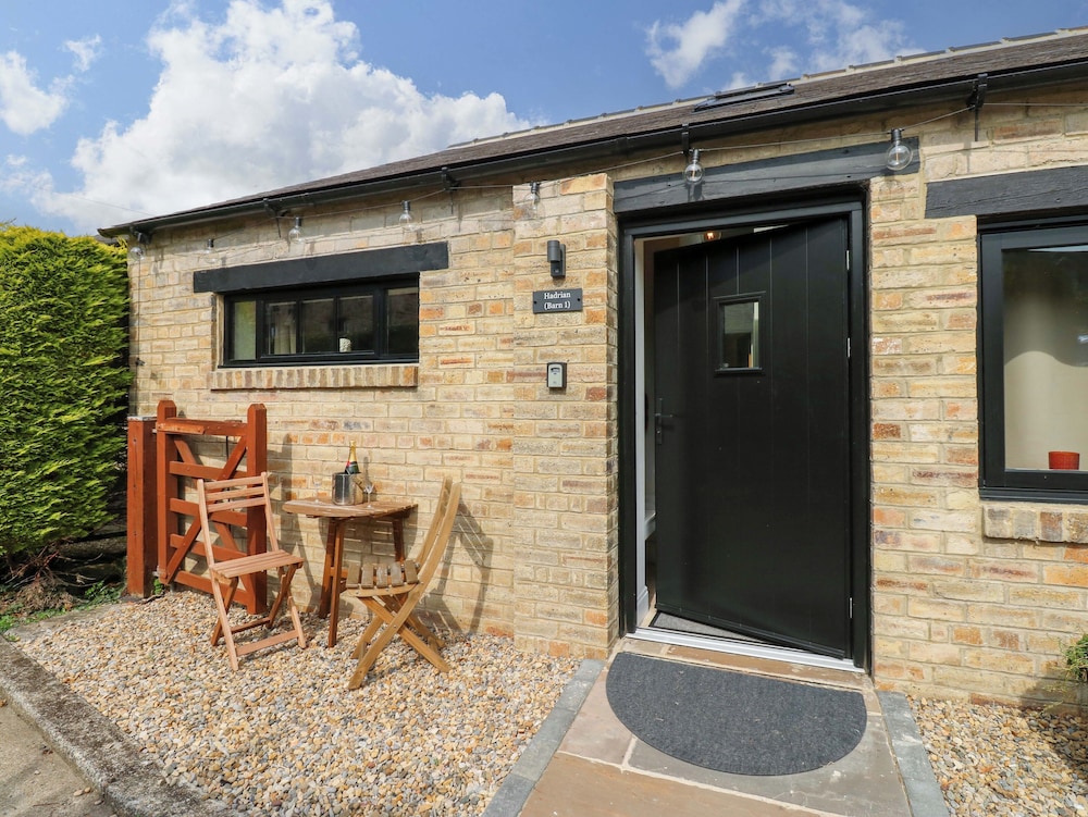 Hadrian Barn 1 — Consett