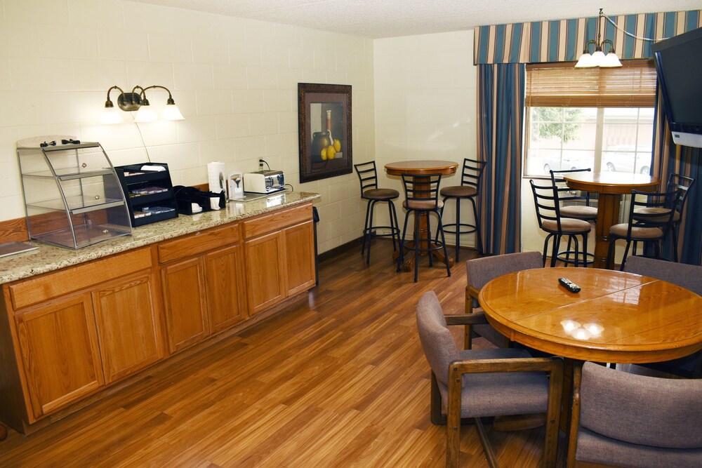 Cheap Sleep Motel - photo 13