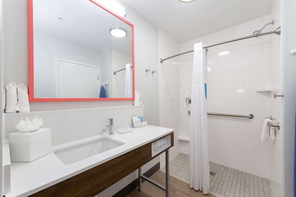 Hampton Inn Christiansburg Blacksburg - photo 29