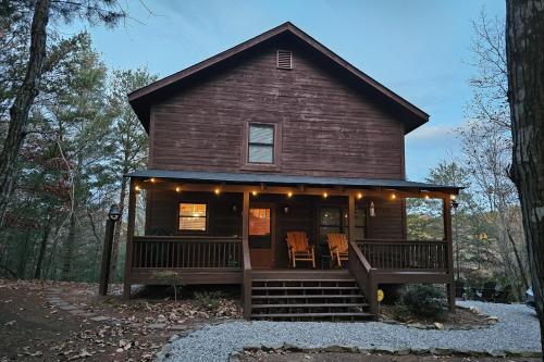 On Mountain Time - carbon neutral hotel in Morganton