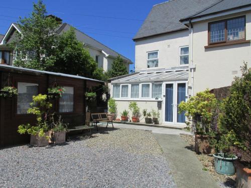 Puffin Place Lloyd House — 4-Star Luxury Hotel in Haverfordwest, United Kingdom