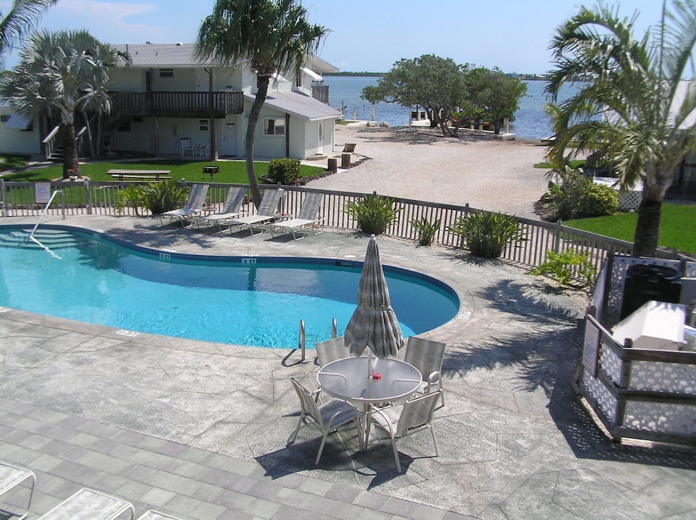 Parmer's Resort - photo 68
