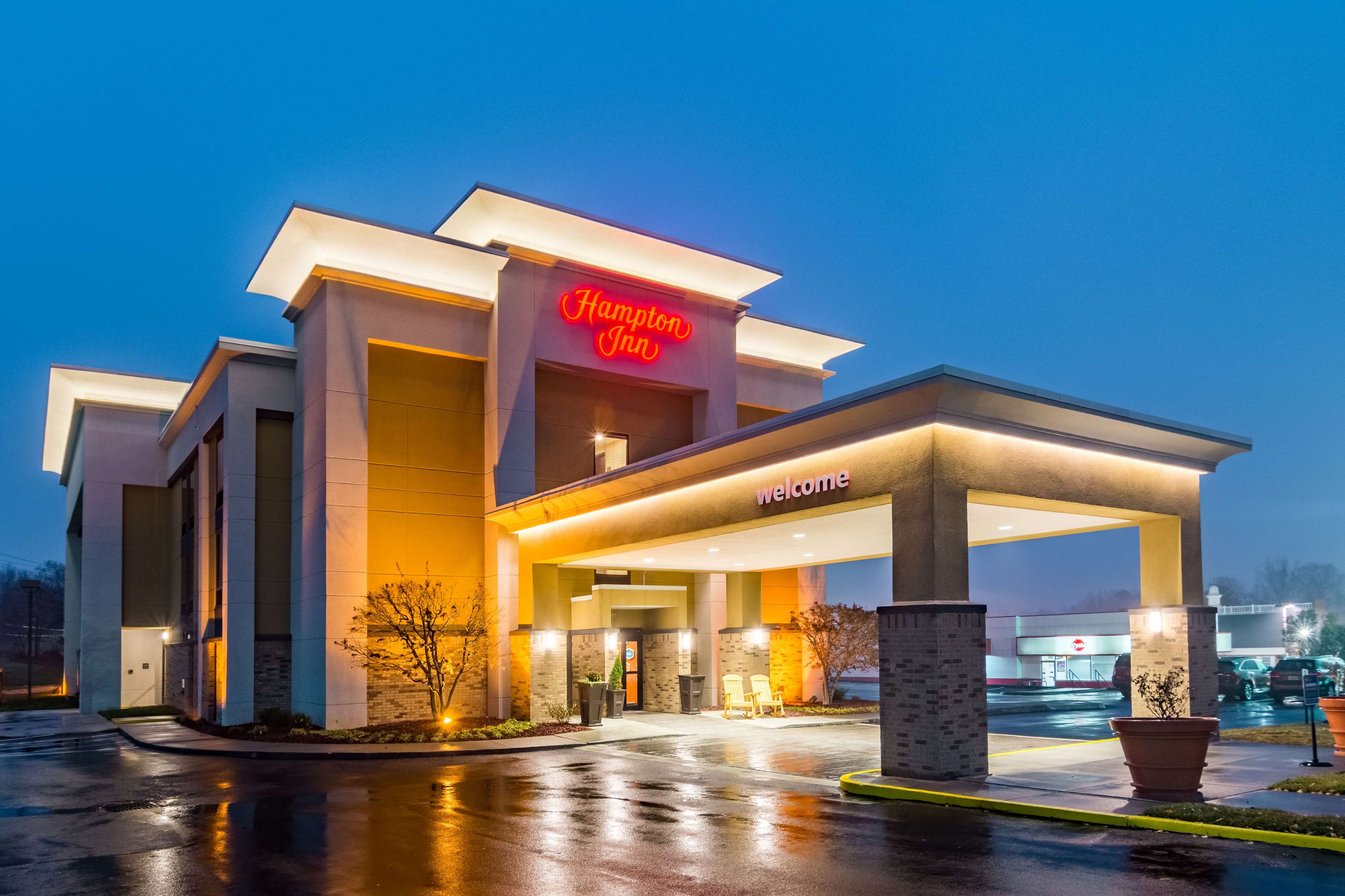 Hampton Inn Johnson City - photo 2