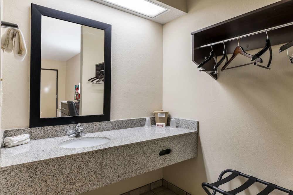 Red Roof Inn Lexington NC - photo 6