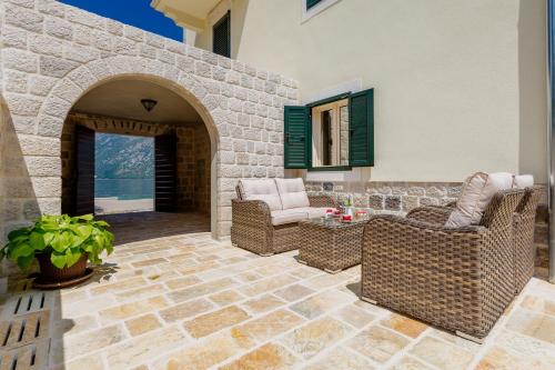 Apartments MarijaZ — 4-Star Luxury Hotel in Kotor, Montenegro