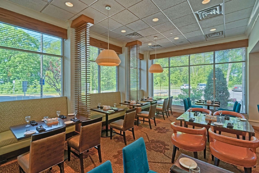 Hilton Garden Inn Mt. Laurel - photo 33