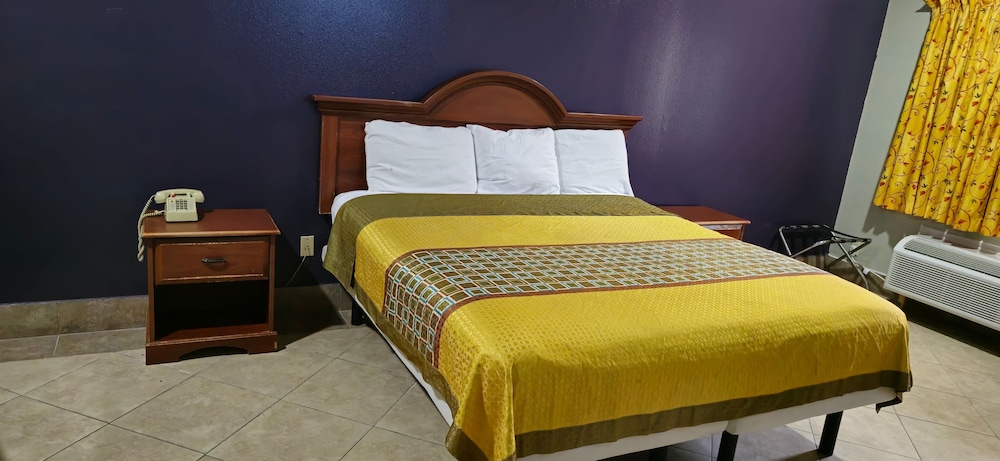 Texas Inn and Suites RGV - photo 14