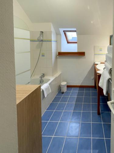 Maison BADEN Golfe du Morbihan — 4-Star Luxury Hotel in Baden, France