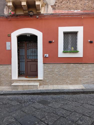 Happy Historic House — 4-Star Luxury Hotel in Catania, Italy