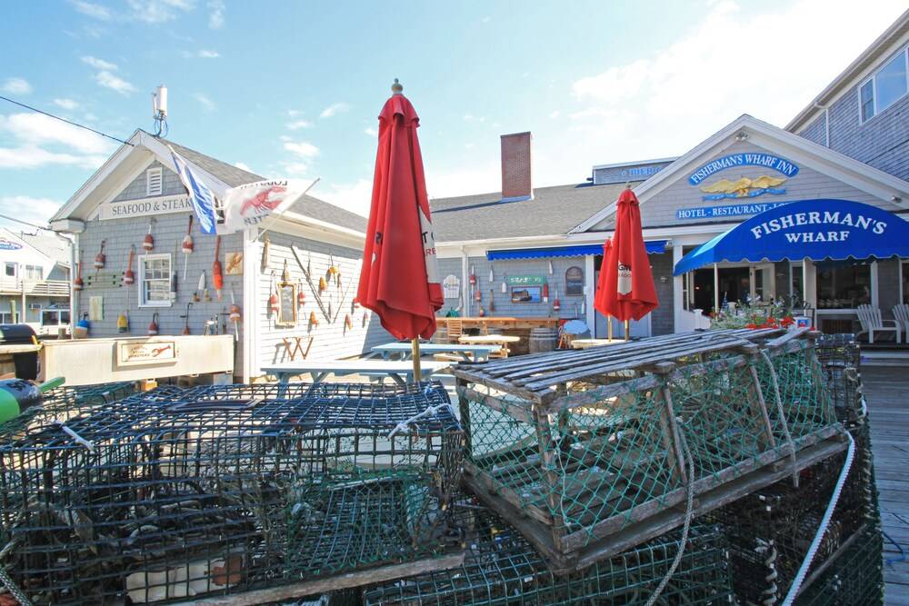 Fishermans Wharf Inn - photo 43