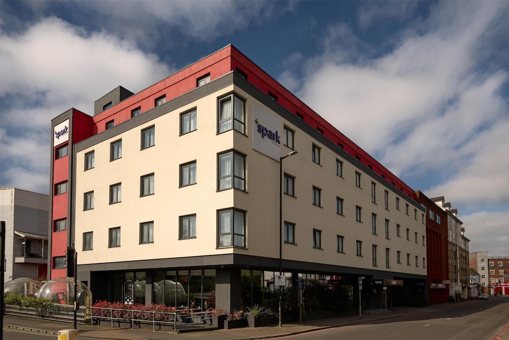 Spark by Hilton Luton in Luton, United Kingdom