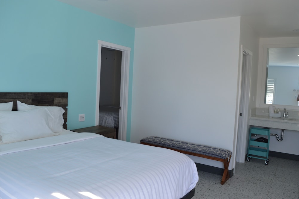 Calafia Inn - photo 20