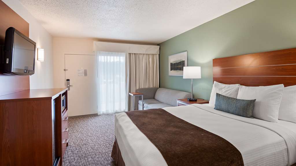 Best Western Buffalo Ridge Inn - photo 18