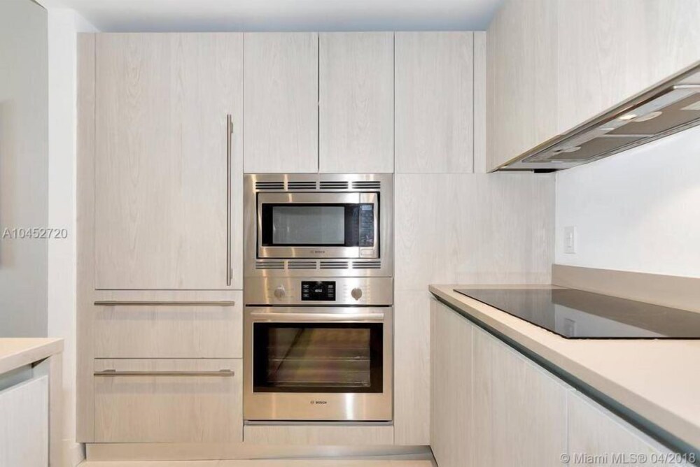 Ocean View 2 Bedrooms 2 Bathrooms @ Hyde Resort - photo 18