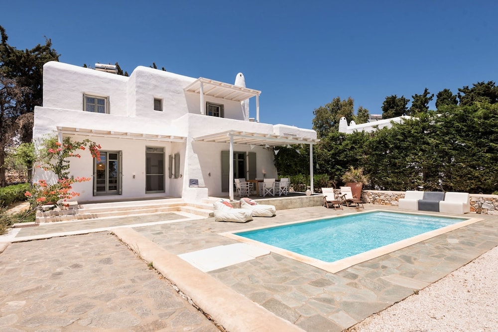 Sun Drop I With Private Pool Drios Beach Paros in Paros, Greece