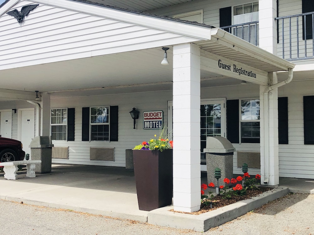 Budget Motel - photo 16