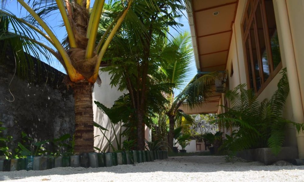 Summer Shade Maldives in Open Stage, Maldives