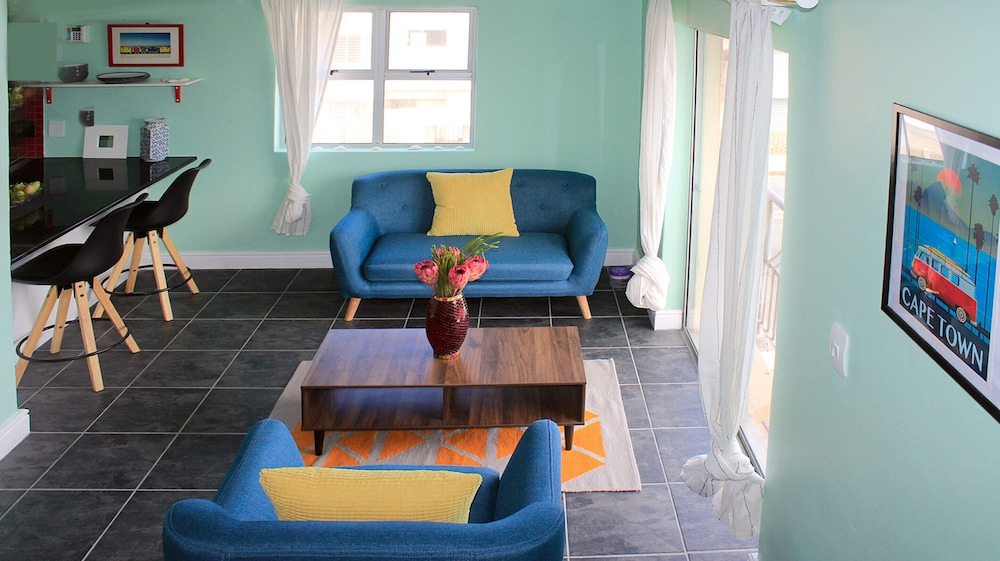 Seaside Loft Muizenberg Apartment