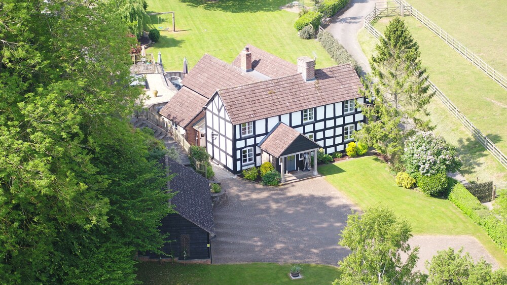 Red Rail Farm — 5-Star Luxury Hotel in Hereford, United Kingdom