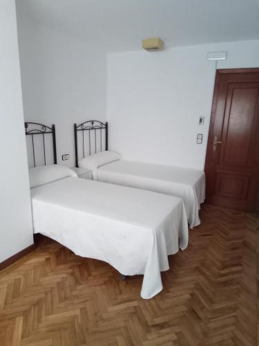 Pensión La Plaza — hotel in Betanzos