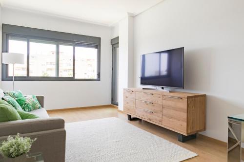 Apartamento Málaga Litoral Beach II — 4-Star Luxury Hotel in Malaga, Spain