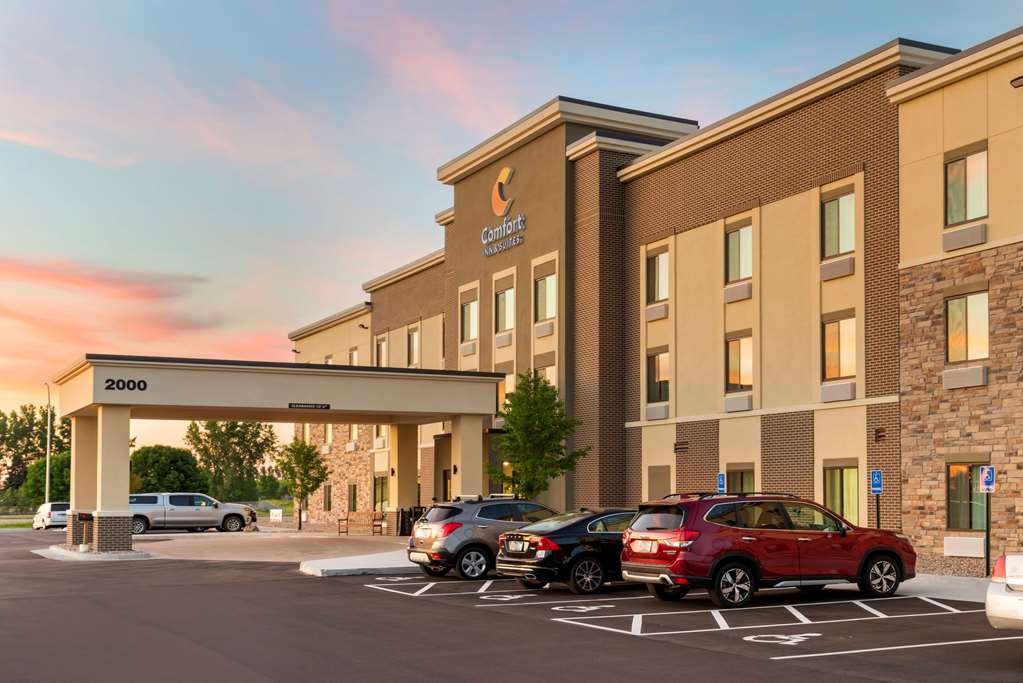 Comfort Inn & Suites North Mankato - photo 4