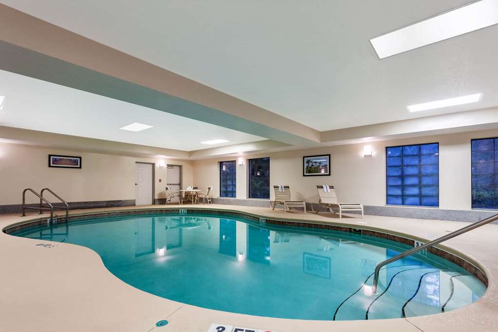 La Quinta Inn & Suites by Wyndham Port Orange Daytona - photo 13