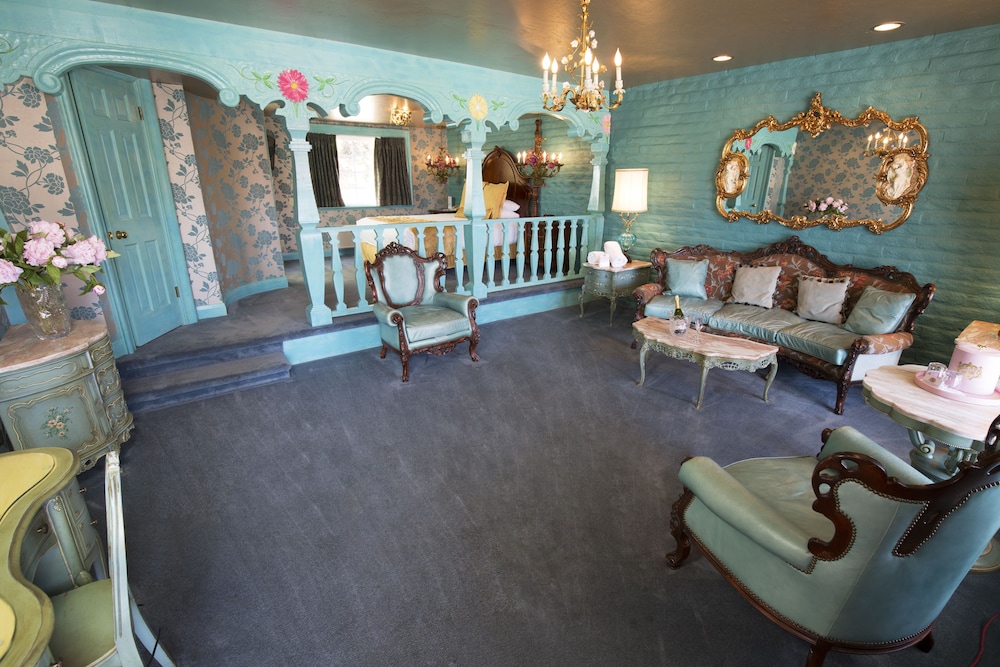 Madonna Inn - photo 128