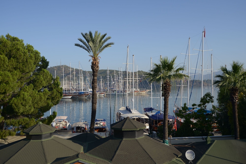 Kordon Apartment — 4-Star Luxury Hotel in Fethiye, Turkey