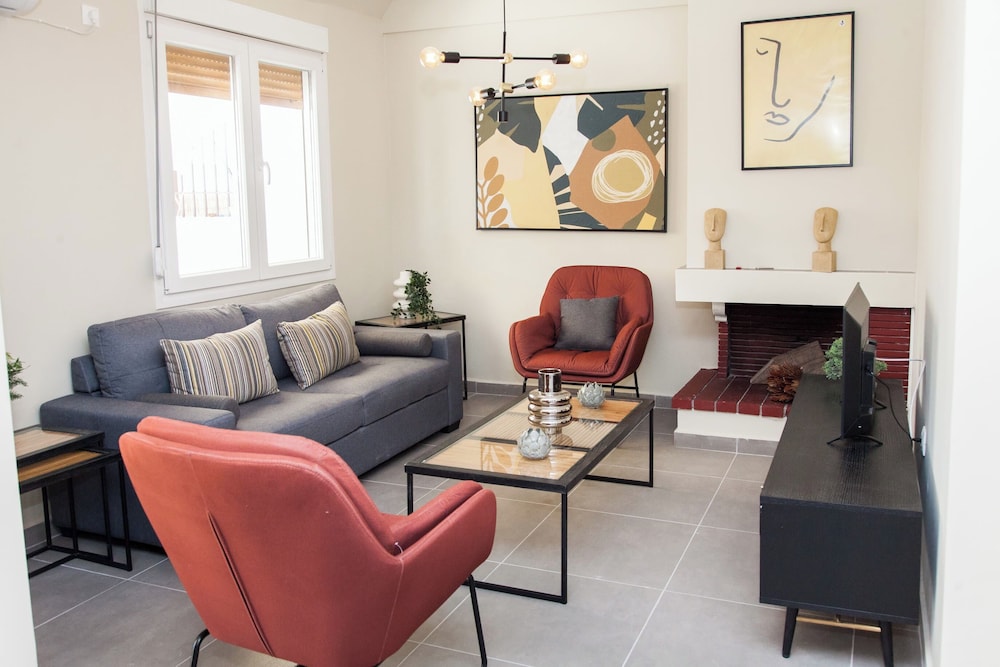 Brand New Modern apt in Central Athens — 4-Star Luxury Hotel in Athens, Greece