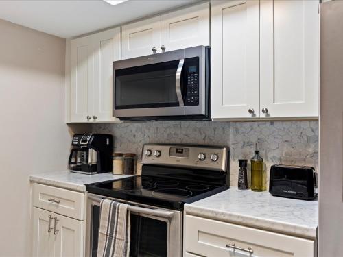Artist S Tower Townhome Just Renovated W Loft — Gainesville