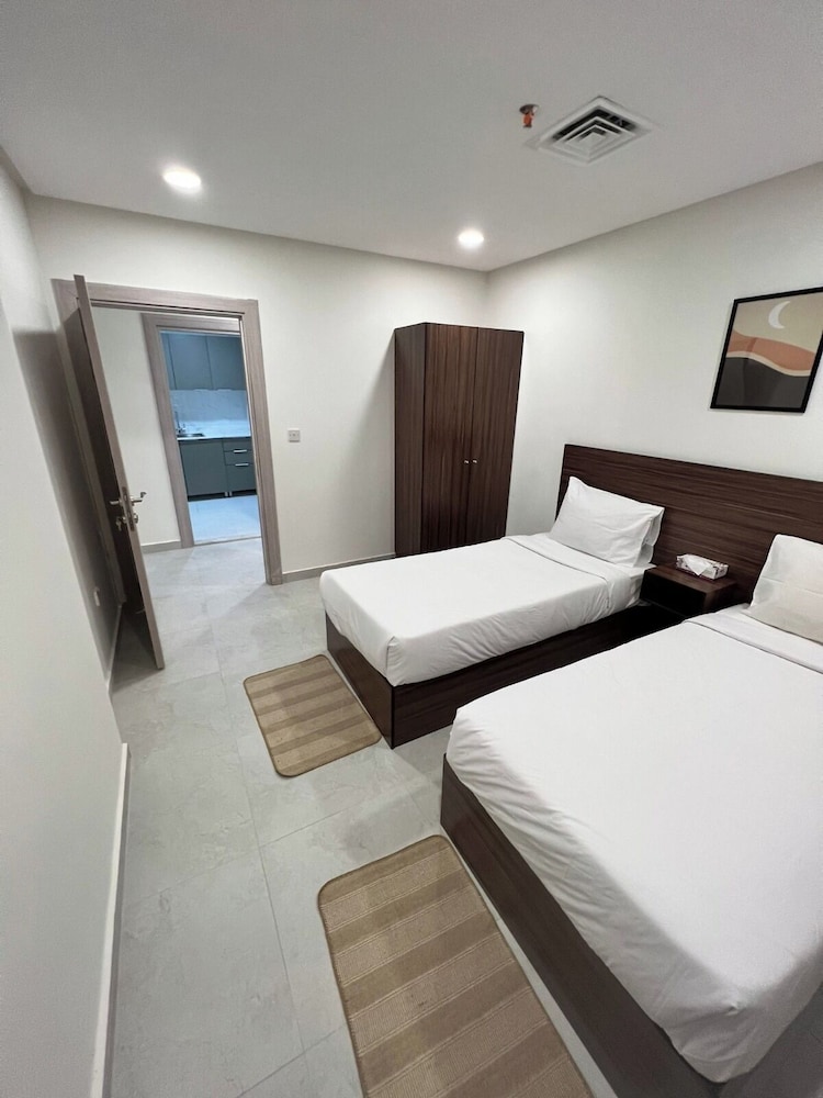 Magic Suite Tower — Kuwait City — photo 3