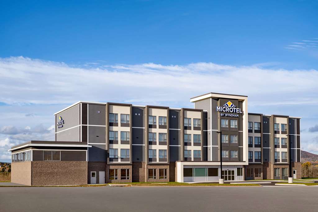 Microtel Inn & Suites by Wyndham Antigonish — Antigonish — photo 2