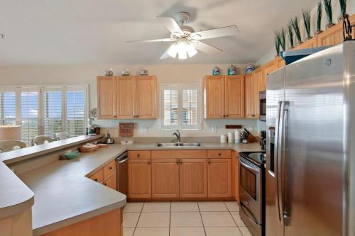 Sea Side 202 Beachfront Serenity 3bd 2ba Sleeps 8 — Indian Rocks Beach