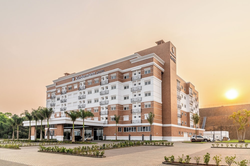 Hotel Kindermann Chapecó Hotel Novo in Chapeco, Brasil