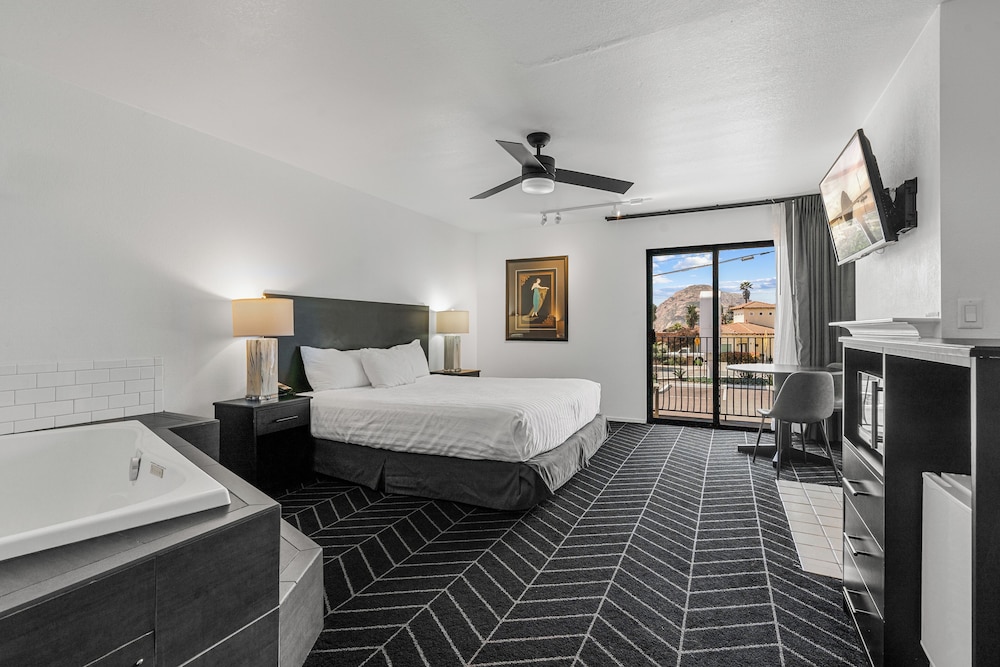 Masterpiece Hotel - photo 37