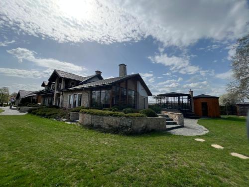 Noclegi Siwy Las pet-friendly hotel Oleszyce