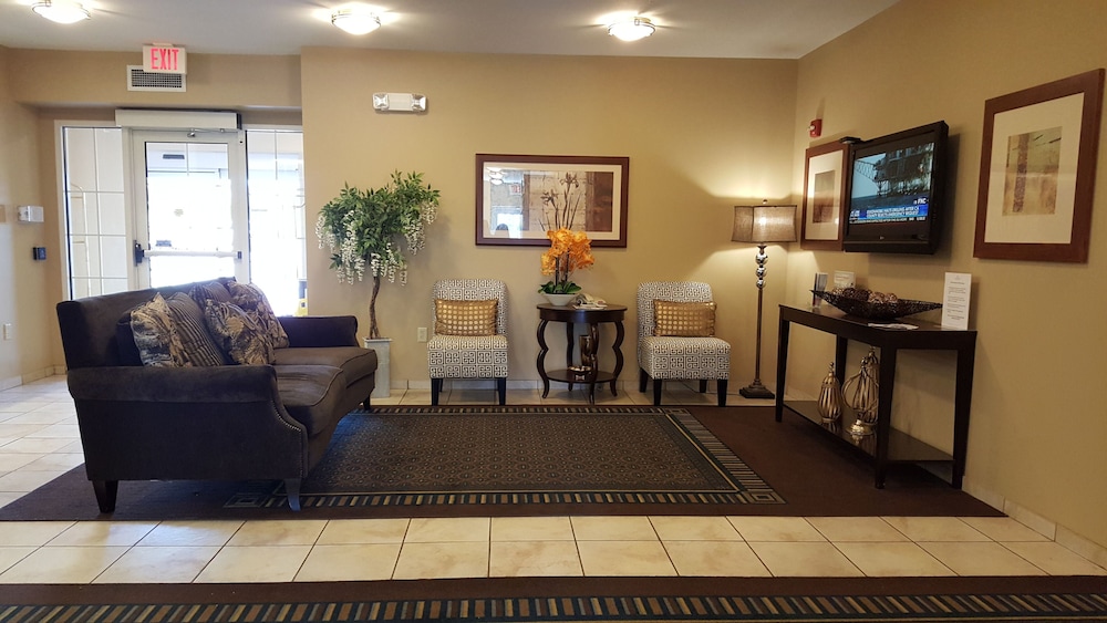 Candlewood Suites Hot Springs by IHG - photo 53